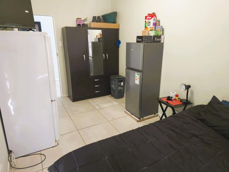 Room to rent at 159 Voortrekker Road - Photo 8