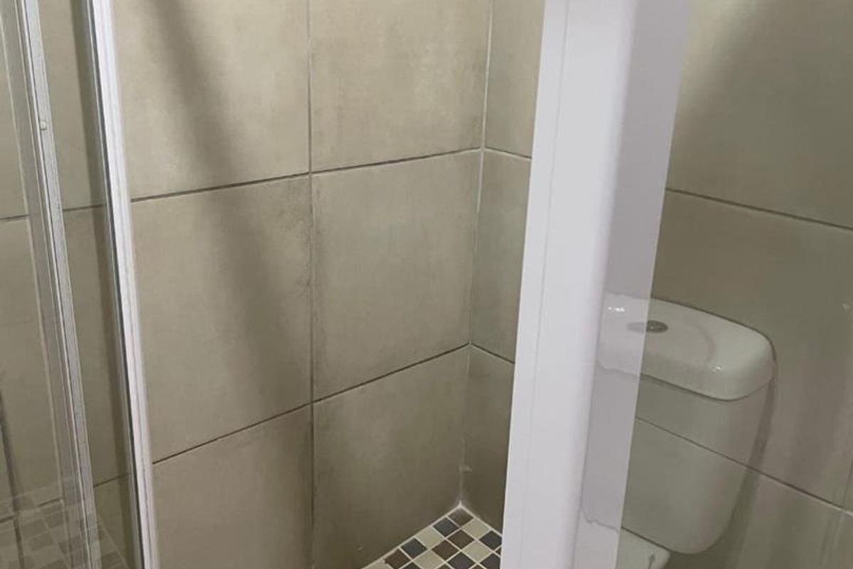 Apartment close to amenities - Photo 3