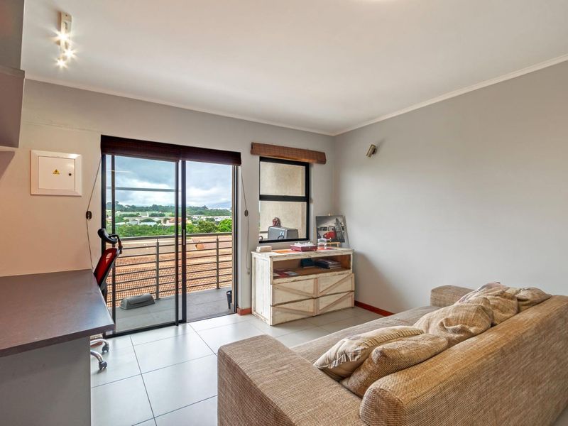 North-facing one bedroom apartment - Duncan Court - Hatfield - Photo 4