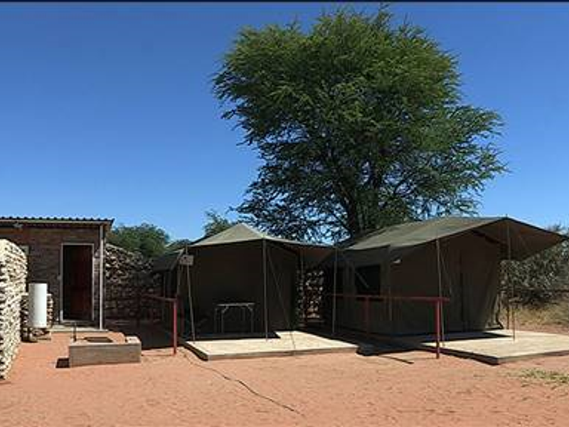 Beautiful Namibian Lodge with loads to offer - Photo 2