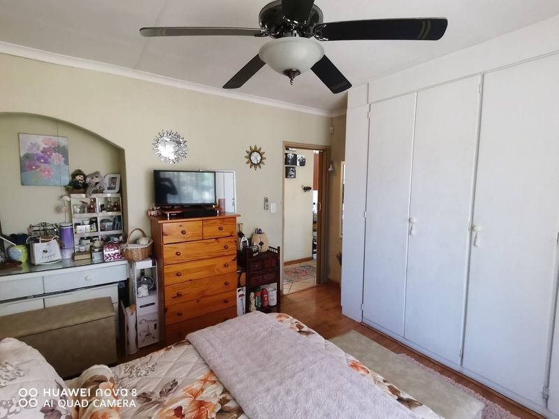 Your Perfect First Floor Home with Modern Amenities - Photo 9