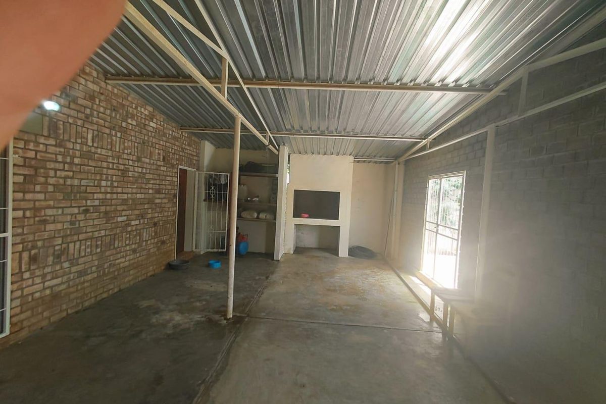 Lovely first time buyers home - Photo 2