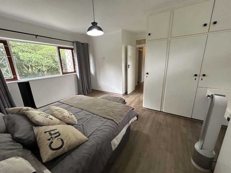 Spacious Classic Kloof Apartment in Maytime Area for Rent - Photo 9