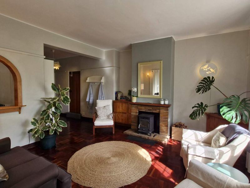 Spacious Garden Sanctuary with Winter Sun | Fully Serviced Clovelly Retreat - Photo 5