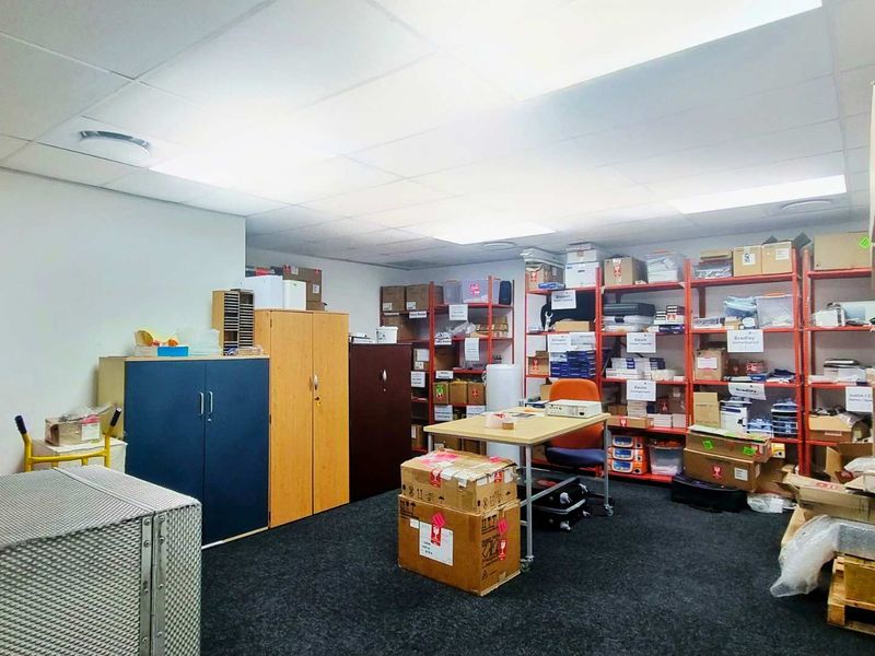 Office to Let | Umhlanga Commercial Belt | Ground Floor | ±235 m2 - Photo 6