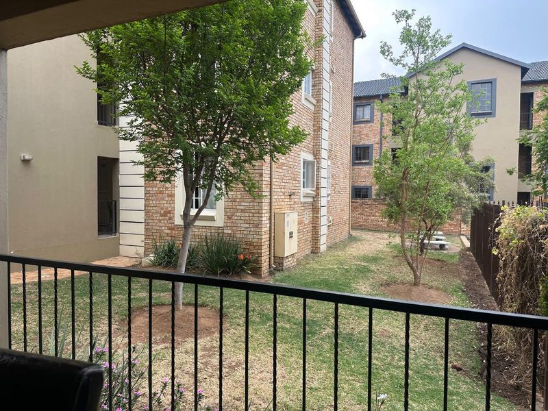 The “wow” factor is in place when you walk into this house in this nice security complex. - Photo 2