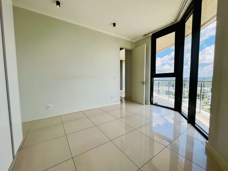 Luxurious 2 bedroom apartment for rent at Ellipse, Waterfall City - Photo 9