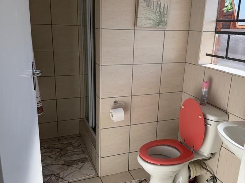 3 Bedroom House in Clayville -Midrand Village Estate - Photo 10