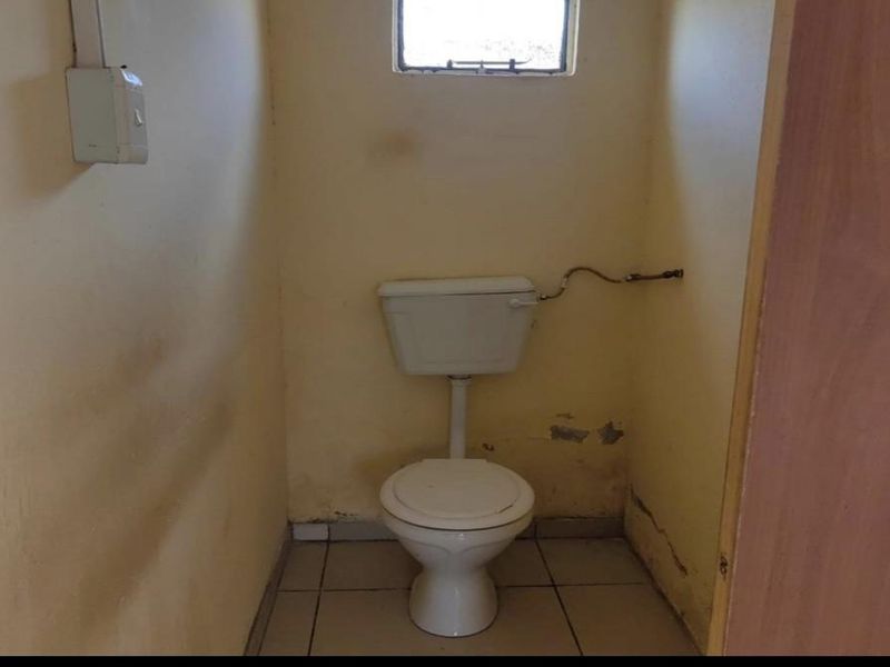 Priced to Sell! 2-Bedroom Home with Big Yard & Future Potential - Photo 7