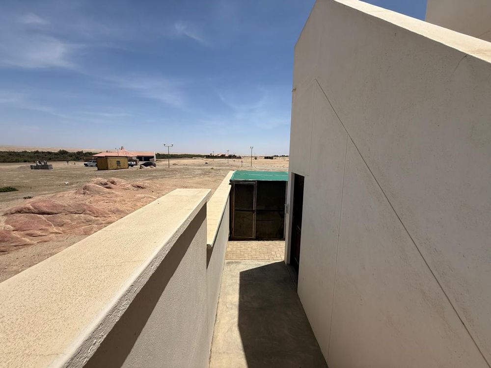 Stairs leading to backyard