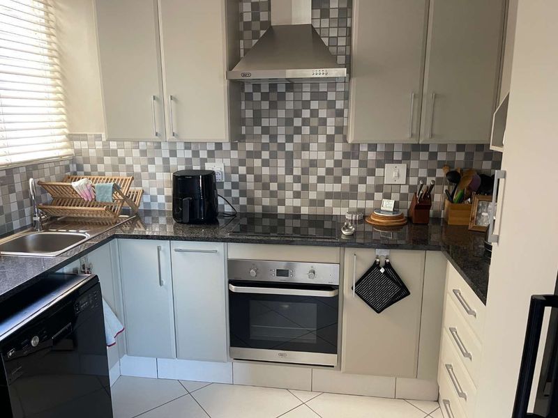 Priced to Sell! - Photo 6