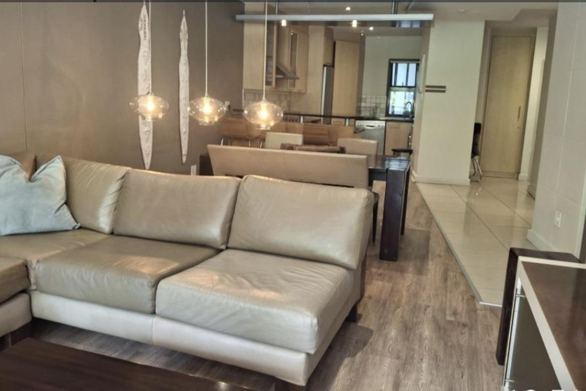 A BEAUTIFULLY FURNISHED TWO BEDROOM APARTMENT - Photo 5