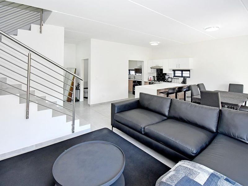 Fully Furnished 3-Bedroom Home in Springwood Estate | Pet-Friendly Garden | Move-In Ready Living - Photo 9