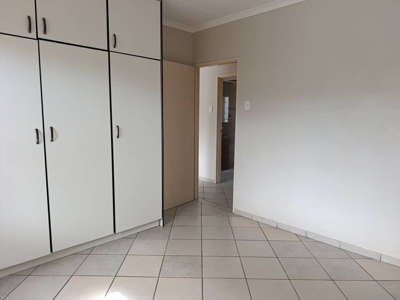 Own Your Flat in Pioniers Park - Photo 4