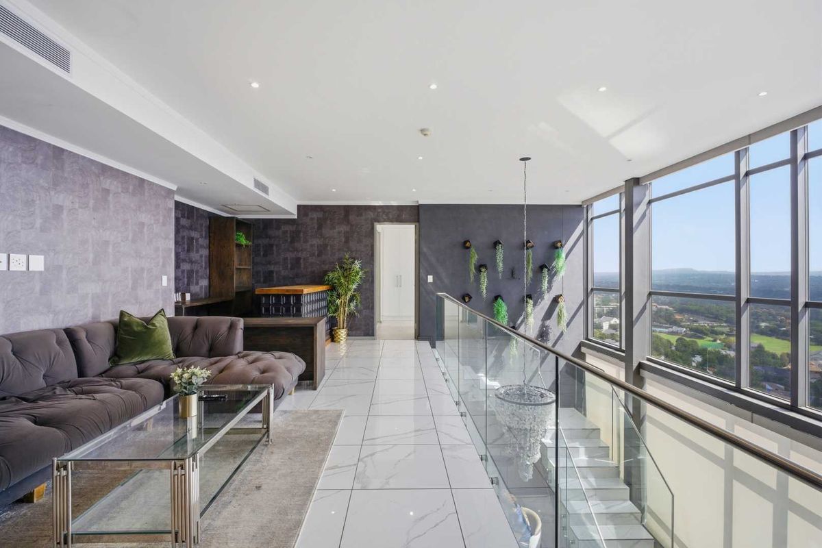 Spectacular Sunsets & Skyline Views from Your Penthouse! - Photo 3