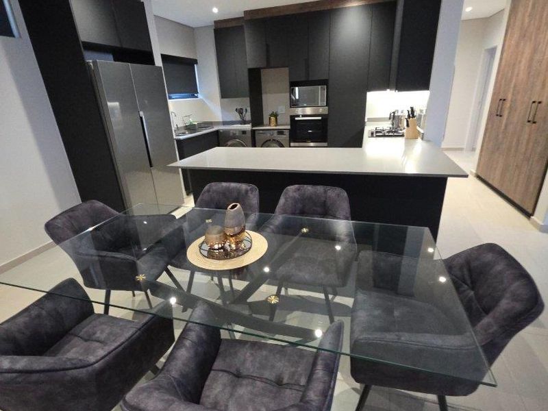 INCREDIBLE ULTRA MODERN 3 BED FULLY FURNISHED APARTMENT - Photo 6