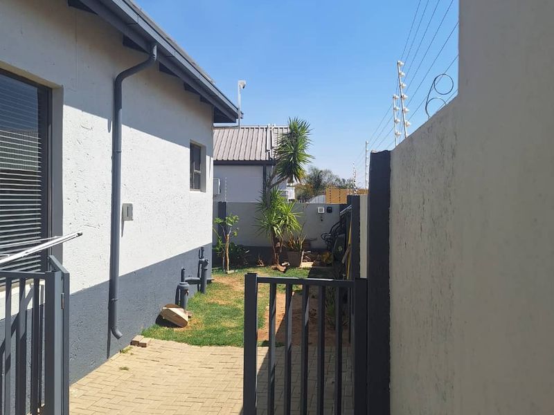 A Double-Storey Gem Designed for Family Living and Entertaining - Photo 2