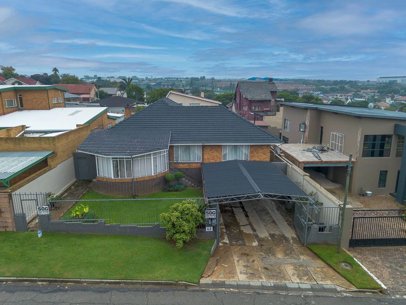 Spacious Family Home for sale - Photo 4