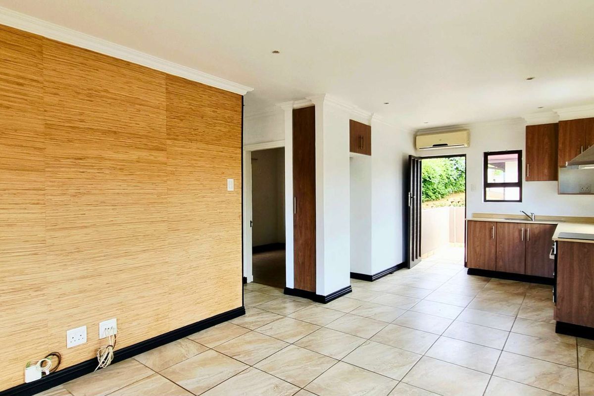 Kahala Valley, Izinga Ridge | 2 Bedroom Townhouse for Sale | Garage + Bay - Photo 4