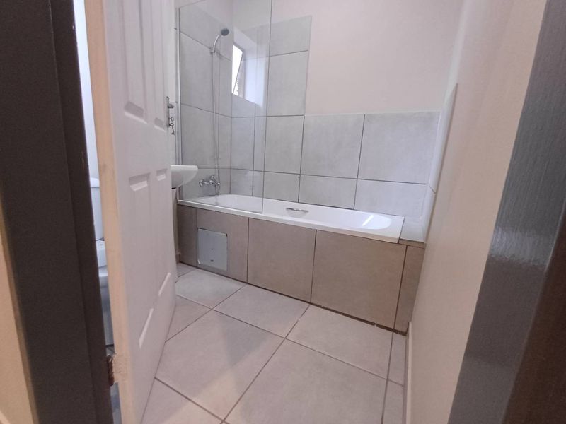 Morden and Newly Developed  2 Bedrooms and 1.5 Bedrooms  Apartments to let on 30 Leo Street, Turffontein - Photo 5