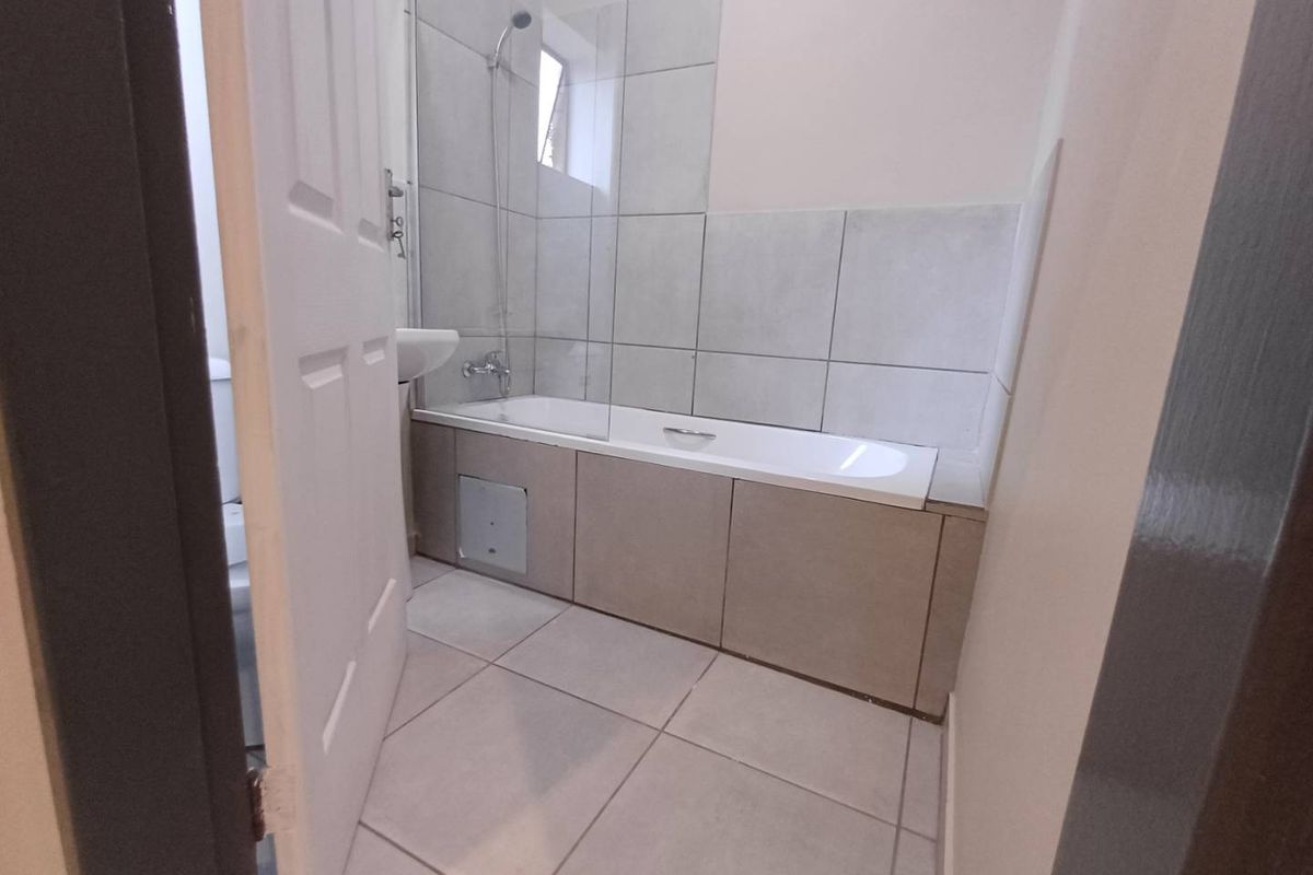 Morden and Newly Developed  2 Bedrooms and 1.5 Bedrooms  Apartments to let on 30 Leo Street, Turffontein - Photo 5