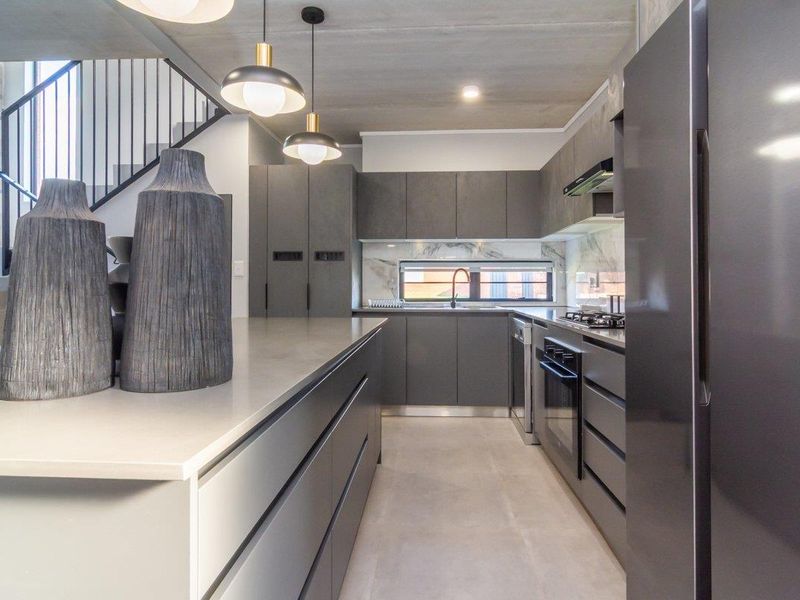 Brand-new 3-bedroom family home with modern finishes in Baltimore estate, Northriding - Photo 9