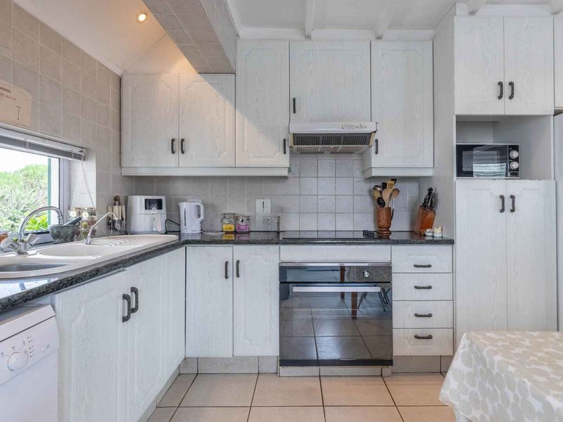 Coastal Living at Jakkalsfontein Private Nature Reserve - Photo 4