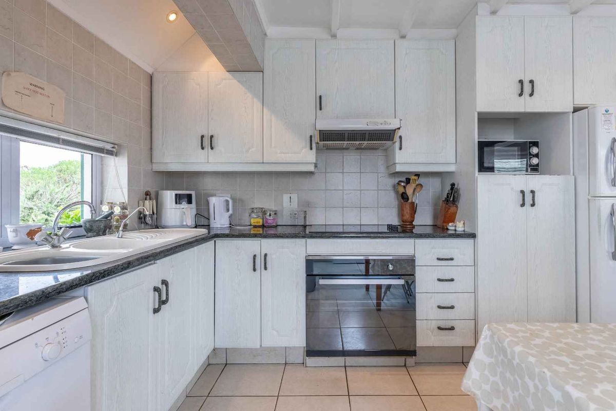 Coastal Living at Jakkalsfontein Private Nature Reserve - Photo 4
