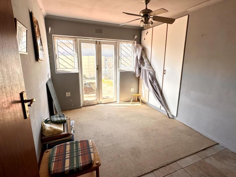 RENOVATORS APPLY WITHIN - Photo 9