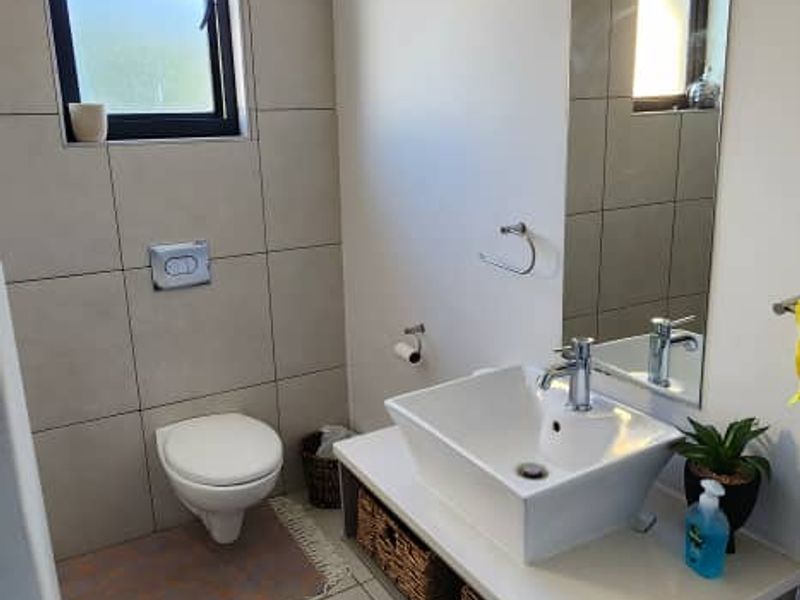 Perfect Lock-up-and-Go! - Photo 4