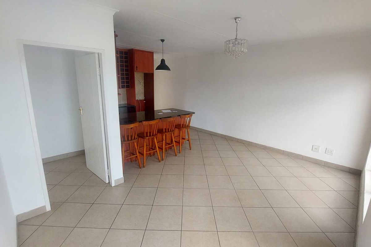 Luxury Living: 1-Bedroom Gem with Pool & Security! - Photo 4