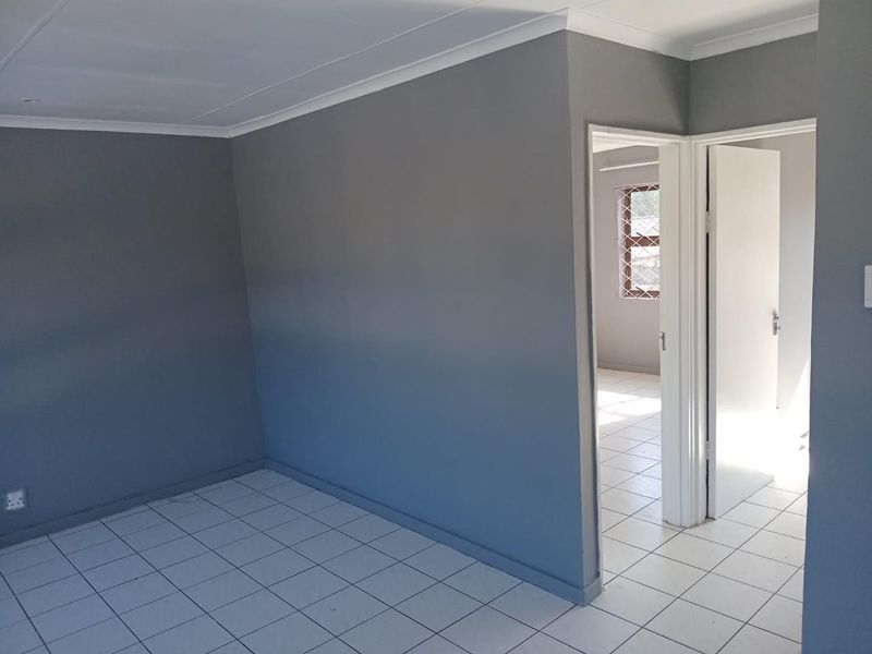 Practical 2-Bedroom Rental in Established Meer En See, Richards Bay - Photo 4