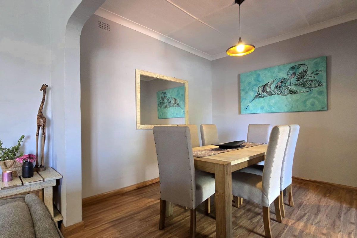 2 Bedroom House for sale in Florentia - Photo 3