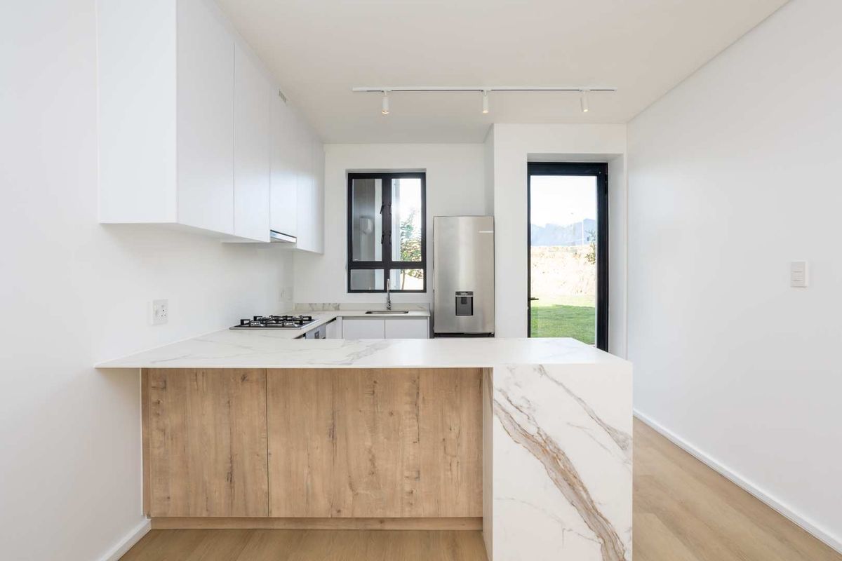 New Two-Bedroom Ground-Floor Apartment in Val de Vie Vivante Village at Val de Vie Estate - Photo 3
