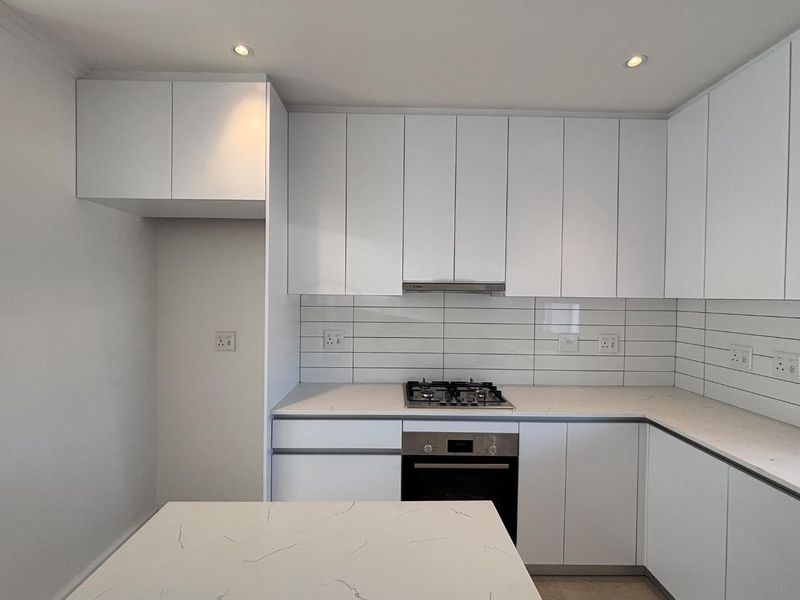 Modern Newly Built Townhouse in Voliere Estate - Photo 8