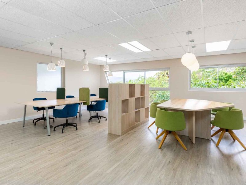 All-inclusive access to professional office space for 4 persons in Regus Paarl. - Photo 5
