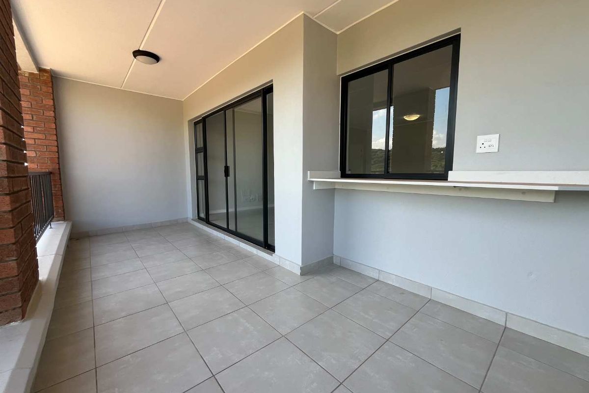 Modern and stylish 2-bedroom apartment available for rental in the sought-after Ballito Hills lifestyle estate - Photo 3