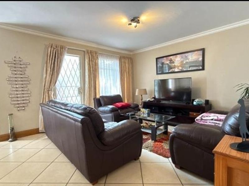 2 Bedroom Townhouse for Sale in Risana - Photo 4