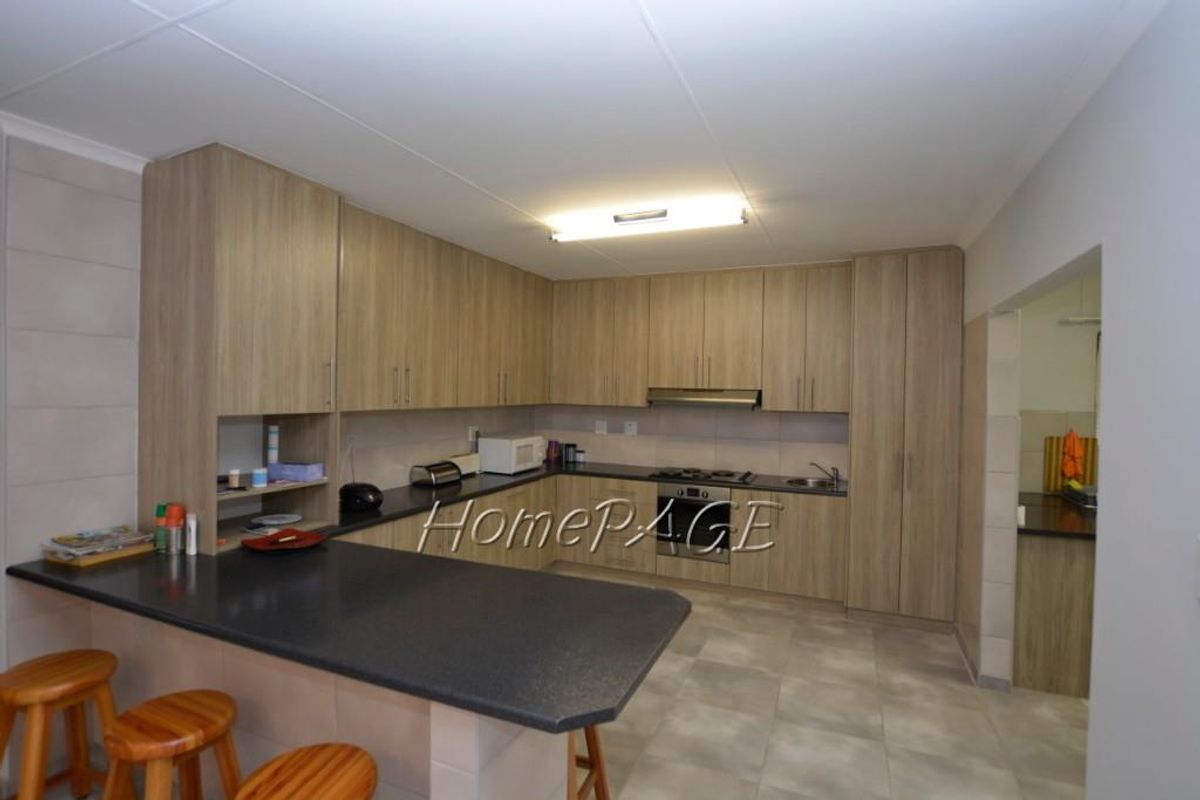 Fairway Estates, Walvis Bay, 3 Bedroom house in a quiet Cul de Sac for sale - Photo 3