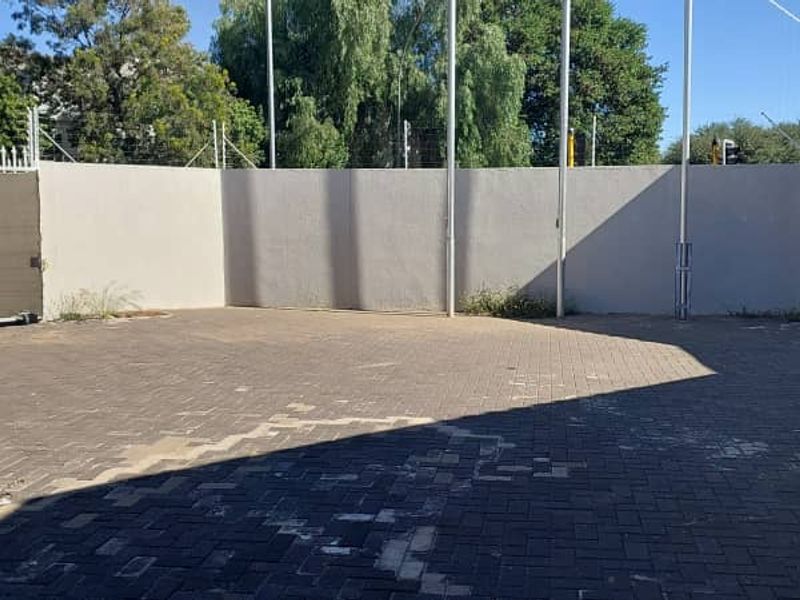 Versatile Business Hub: Two Buildings, Endless Possibilities! - Photo 8