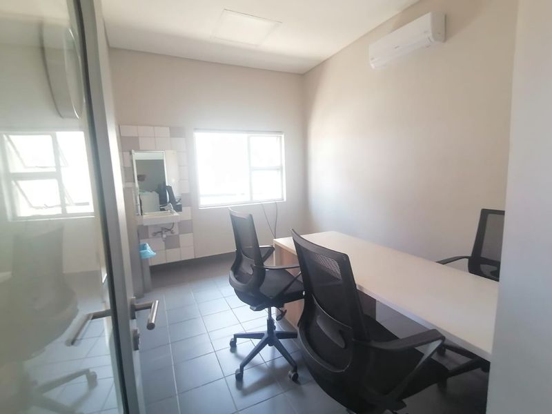 Office/Medical Practice for rent - Photo 4