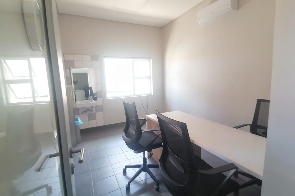 Office/Medical Practice for rent - Photo 4