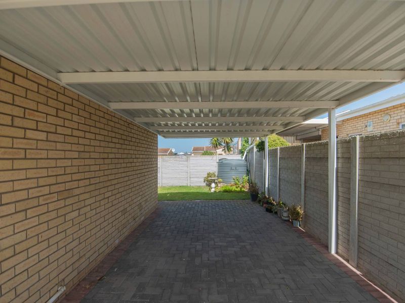 Lock-Up and Go! - Photo 4