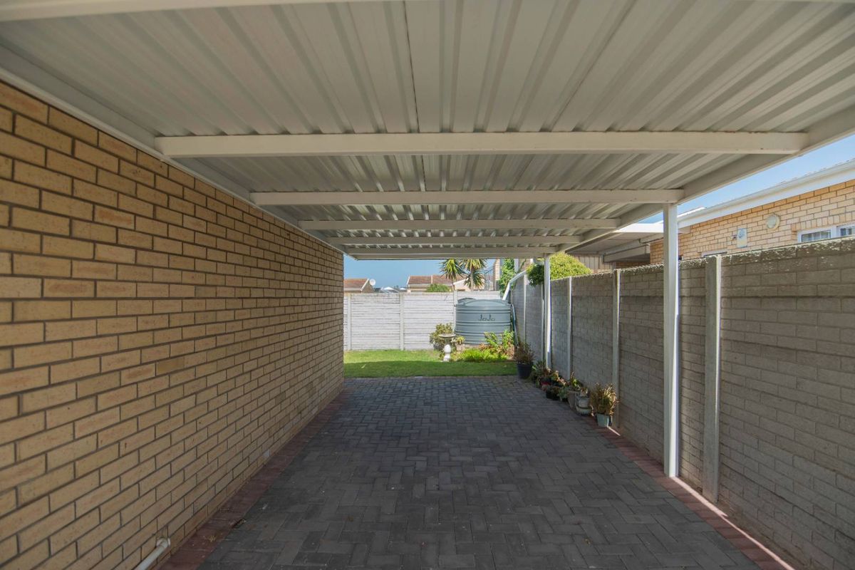 Lock-Up and Go! - Photo 4