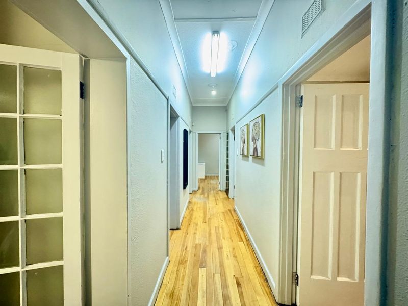 Versatile 4-Bedroom Home with Pool & Ample Parking - Photo 6