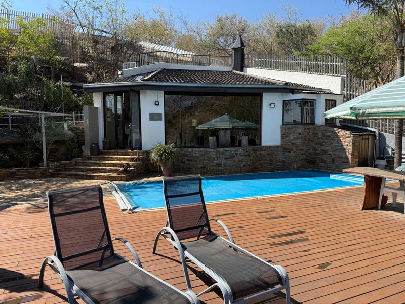 Breathtaking Views at this stunning property in Klein Windhoek - Photo 2