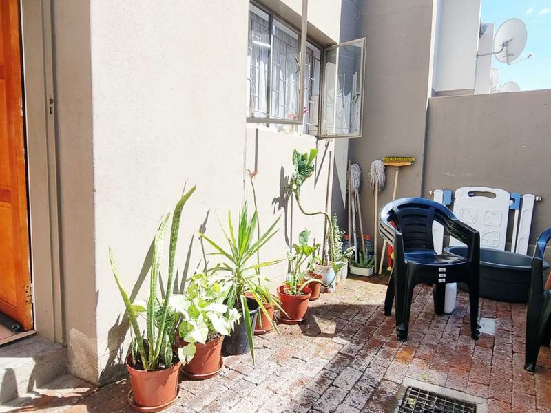 Khomasdal 2 bedroom townhouse - Photo 9