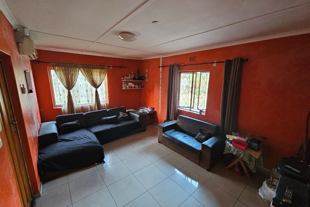 Two Homes, One Perfect Property! - Photo 4