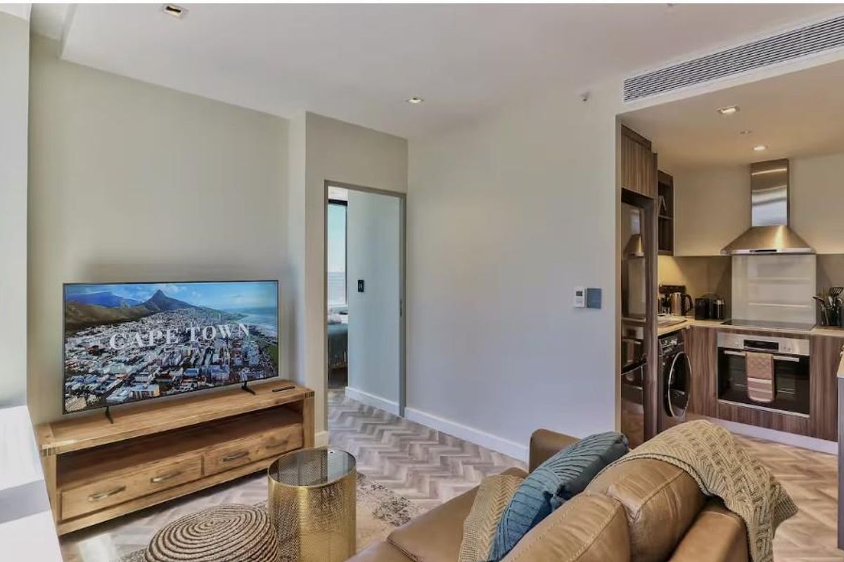 Exceptional Investment & Lifestyle Opportunity - Photo 2