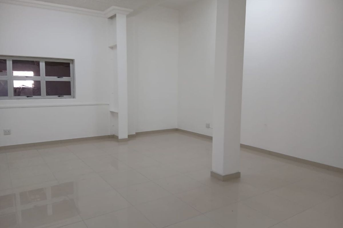 OFFICE / SHOP TO LET - SOUTHERN INDUSTRIAL - Photo 2